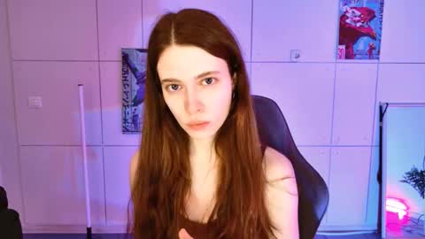 yoka_paradoxxx online show from 13, 3, 2026