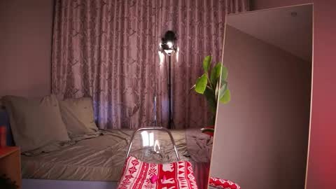 Snapshot of yokokoko__ chatting on 4, 3, 2026 Yoko online show from 4, 3, 2026