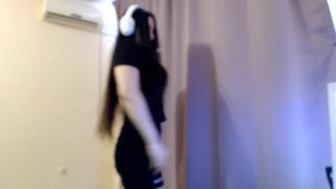 Sophie online show from 6, 4, 2026