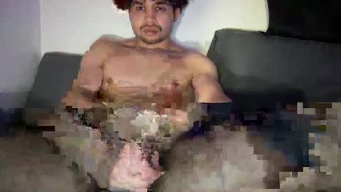 Snapshot of yooitsj chatting on 17, 2, 2025 YooitssJ online show from 17, 2, 2025