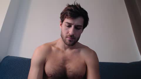 Yoooups online show from 2, 12, 2025