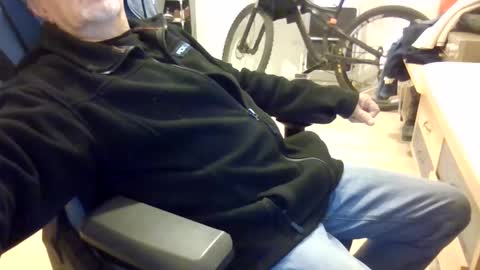 Snapshot of yoska281 chatting on 1, 2, 2026 yoska281 online show from 1, 2, 2026