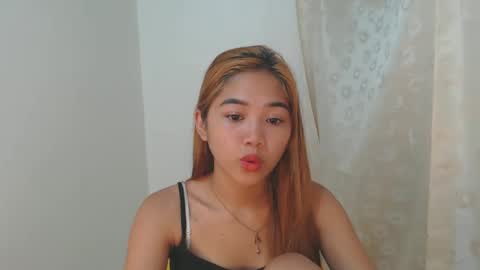 Snapshot of yosufloversweet chatting on 6, 1, 2025 fin online show from 6, 1, 2025