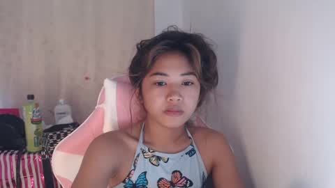 Snapshot of yosufloversweet chatting on 12, 3, 2025 fin online show from 12, 3, 2025