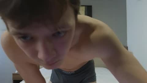 Snapshot of you_dream_ chatting on 16, 4, 2026 you_dream_ online show from 16, 4, 2026