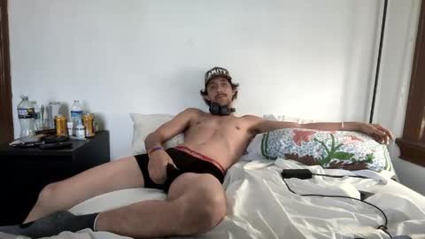 Snapshot of youknowwhoitis412 chatting on 19, 4, 2026 Edging my Girthy Dick online show from 19, 4, 2026