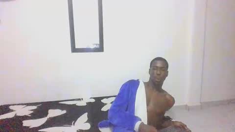 Snapshot of youn_king chatting on 24, 12, 2024 ALEX online show from 24, 12, 2024