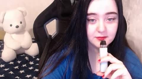 Snapshot of your_8a8y chatting on 17, 12, 2024 your_8a8y online show from 17, 12, 2024