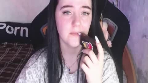 your_8a8y online show from 24, 11, 2025