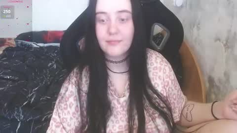 your_8a8y online show from 25, 6, 2026