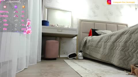 Gigi online show from 22, 2, 2025