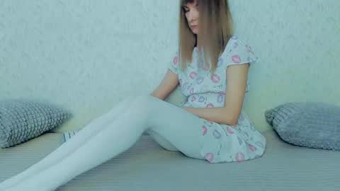 Lily online show from 24, 2, 2025