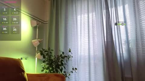 Snapshot of your_dream_alice chatting on 12, 3, 2025 Alice online show from 12, 3, 2025