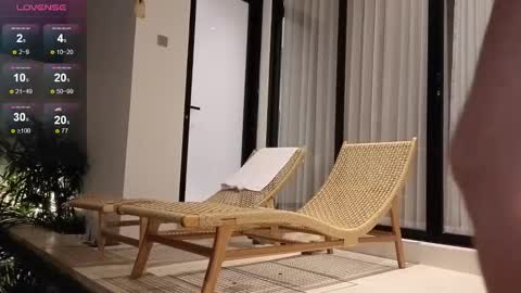 Snapshot of your_dream_alice chatting on 7, 10, 2025 Alice online show from 7, 10, 2025