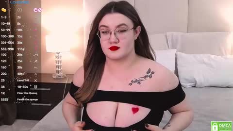 Nancy online show from 25, 1, 2025