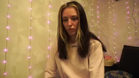 Meri  online show from 7, 4, 2026