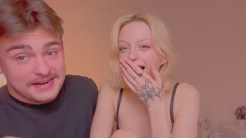 Snapshot of your_molly_mark chatting on 18, 10, 2025 your_molly_mark online show from 18, 10, 2025