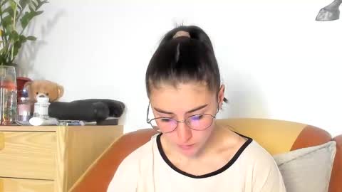 Andrea Your sweet farmer girl online show from 19, 2, 2025