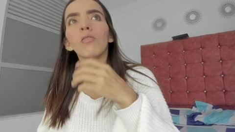 Snapshot of your_perverse_whore chatting on 5, 1, 2025 Salome online show from 5, 1, 2025