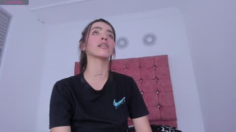 Snapshot of your_perverse_whore chatting on 24, 1, 2025 Salome online show from 24, 1, 2025