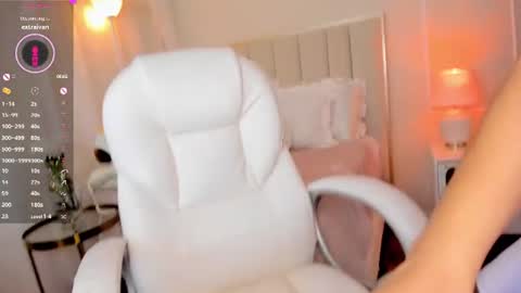 Snapshot of your_petite18 chatting on 6, 7, 2026 your_petite18 online show from 6, 7, 2026