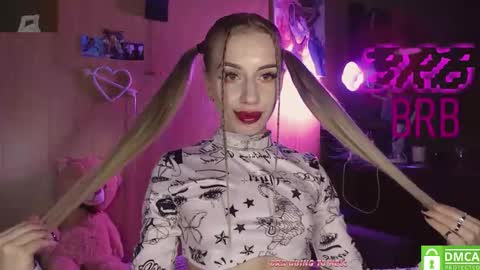 Alice  online show from 2, 12, 2025