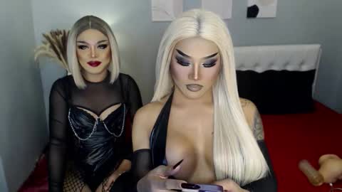 TRICXIEBELLE online show from 14, 9, 2025