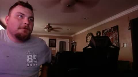 youraveragemomanddad online show from 1, 7, 2026
