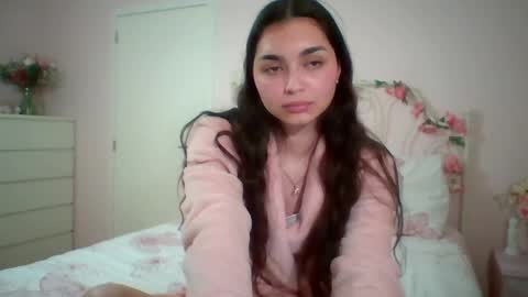 Snapshot of yourbella37 chatting on 8, 5, 2026 yourbella37 online show from 8, 5, 2026