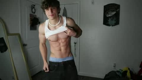 Snapshot of yourbigitalianstallion chatting on 25, 6, 2026 Ben online show from 25, 6, 2026
