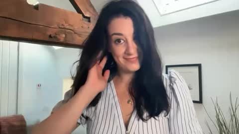 Cassie online show from 8, 5, 2026