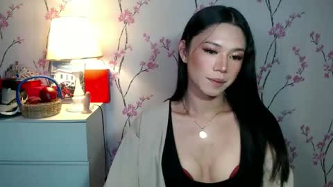 Snapshot of yourdreamgirljane chatting on 8, 10, 2025 JANE online show from 8, 10, 2025