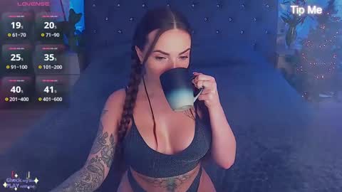 Sue online show from 26, 12, 2024