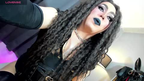  not into STINGY and CHEAP people online show from 15, 10, 2025