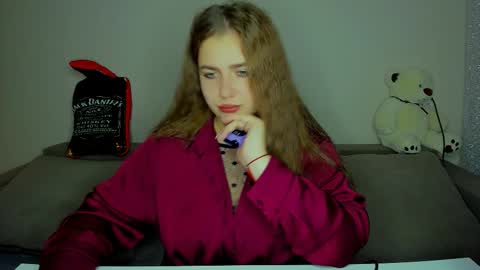 Snapshot of yourgem__ chatting on 10, 9, 2025 yourgem__ online show from 10, 9, 2025