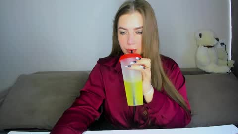 yourgem__ online show from 1, 6, 2026