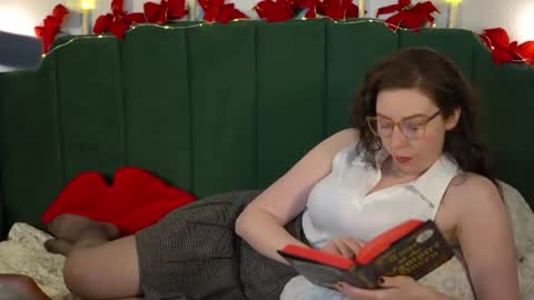 Snapshot of yourgirlsarlei chatting on 2, 12, 2025 Sarlei Sar-uh-lie online show from 2, 12, 2025