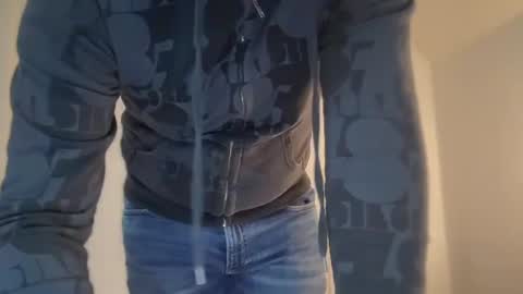 Snapshot of yourguy9333 chatting on 13, 3, 2026 yourguy9333 online show from 13, 3, 2026