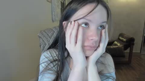 Snapshot of yourher0in chatting on 13, 1, 2026 Aida online show from 13, 1, 2026