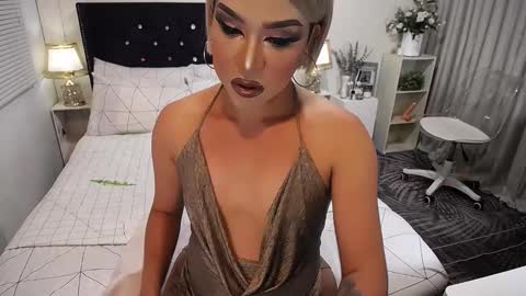 Snapshot of yourlivingonurdream chatting on 2, 2, 2026 -- online show from 2, 2, 2026