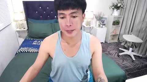 Snapshot of yourlivingonurdream chatting on 24, 2, 2026 -- online show from 24, 2, 2026