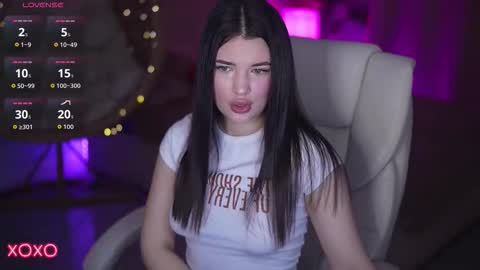 L O L A online show from 21, 3, 2026