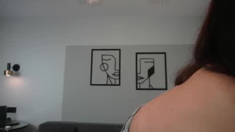 Snapshot of yourmaylien chatting on 17, 10, 2025 yourmaylien online show from 17, 10, 2025