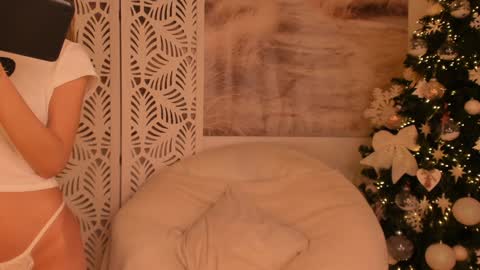 Snapshot of yourmidnightcoffee chatting on 10, 12, 2024 Sarah online show from 10, 12, 2024