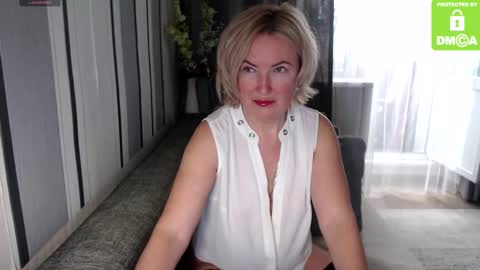 Snapshot of yourplanetoflove chatting on 9, 3, 2025 matypleazure online show from 9, 3, 2025