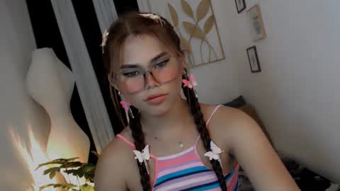 yourprettyblythe_ts online show from 22, 6, 2026