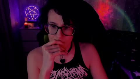 Yours Cosmic online show from 4, 2, 2025