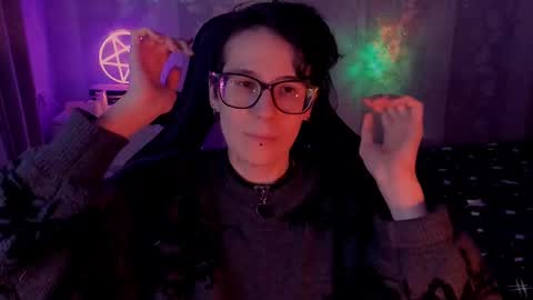 Yours Cosmic online show from 28, 2, 2025