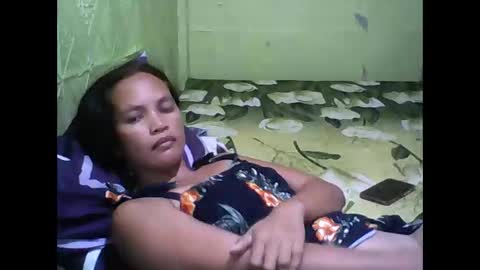 yoursquirt8lover online show from 24, 5, 2026