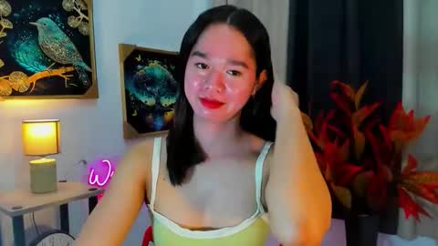 yourtinybunny online show from 2, 11, 2025